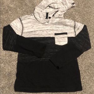 Boy’s long sleeve shirt with hood